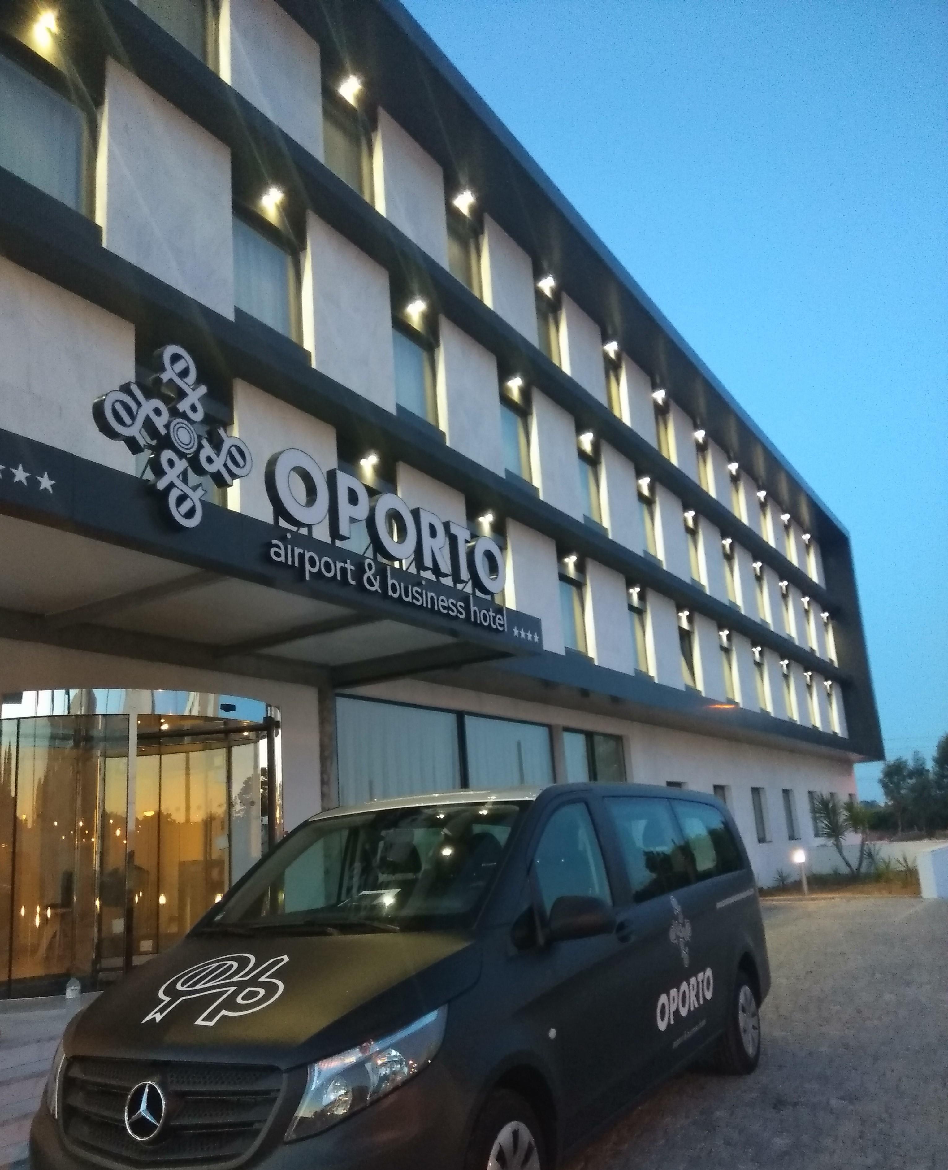 Oporto Airport & Business Hotel Maia  Exterior photo